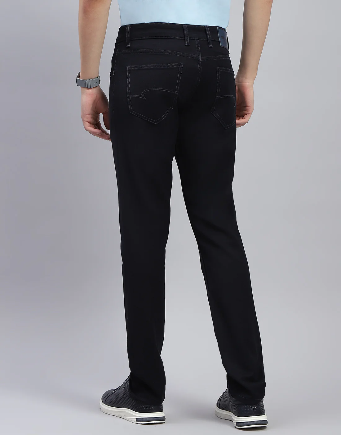 Men Navy Blue Light Wash Straight Fit Denim - Image 5