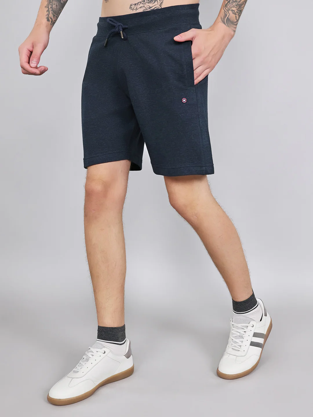 Men Navy Blue Plain Regular Fit Bermuda - Image 2