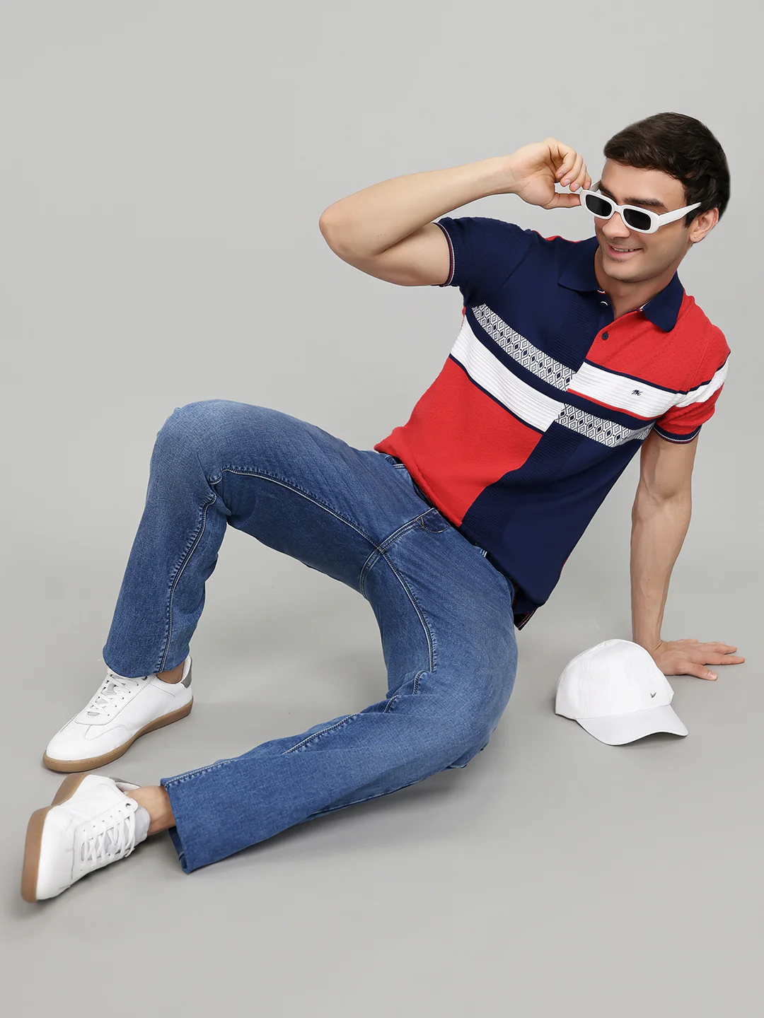 Men Navy Blue Printed Collar Half Sleeve T-Shirt - Image 6