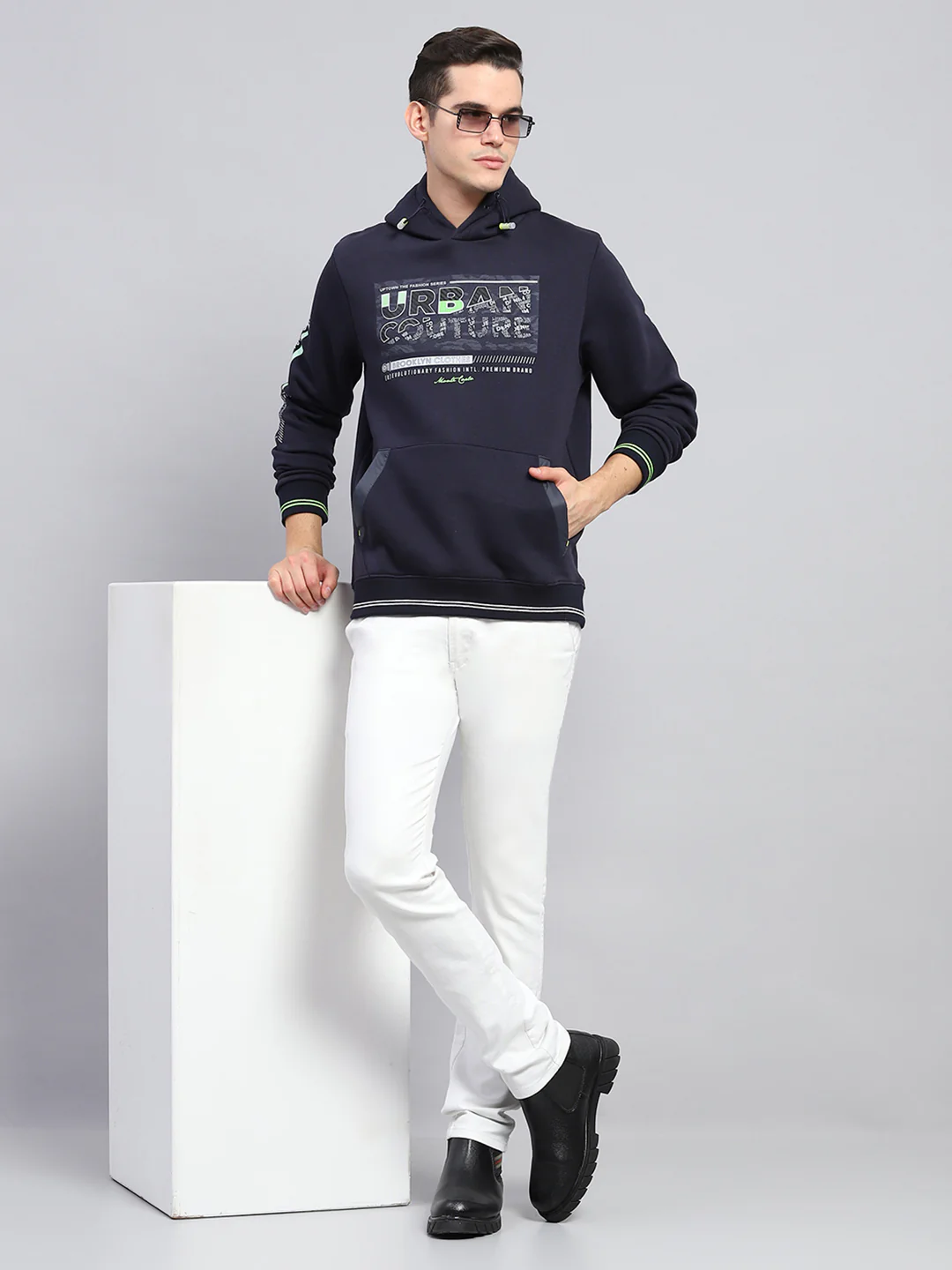 Men Navy Blue Printed Hooded Full Sleeve Sweatshirt - Image 2