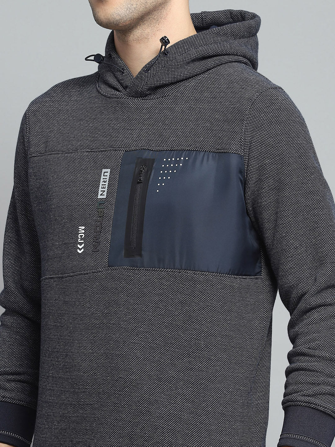 Men Navy Blue Printed Hooded Full Sleeve Sweatshirt - Image 8