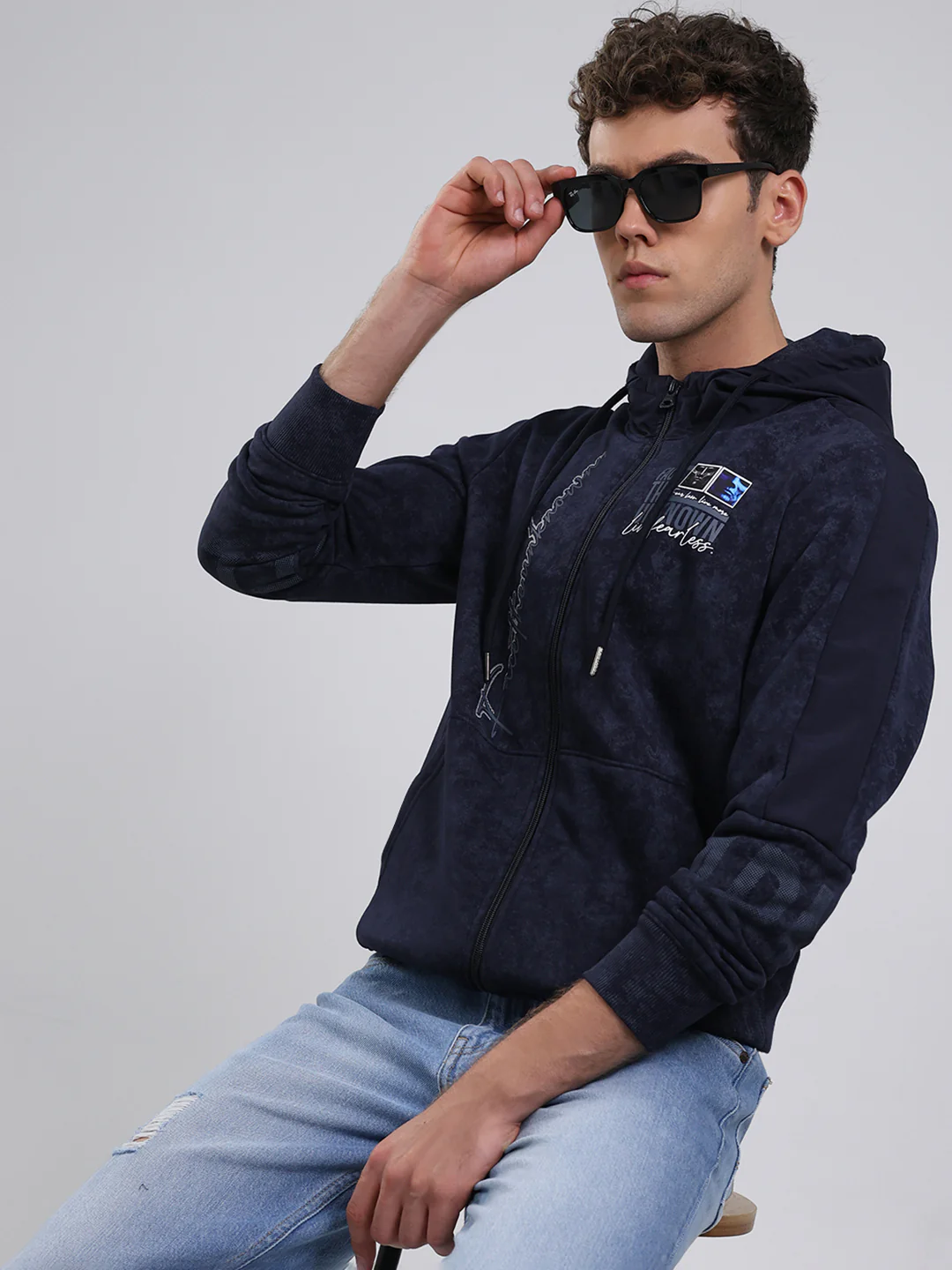 Men Navy Blue Printed Hooded Full Sleeve Sweatshirt - Image 6