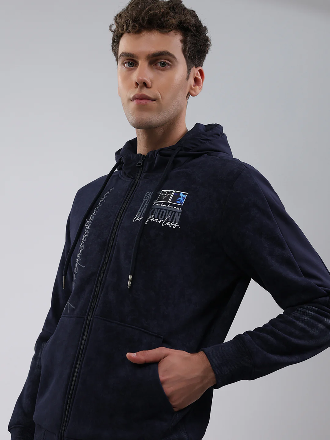 Men Navy Blue Printed Hooded Full Sleeve Sweatshirt - Image 7