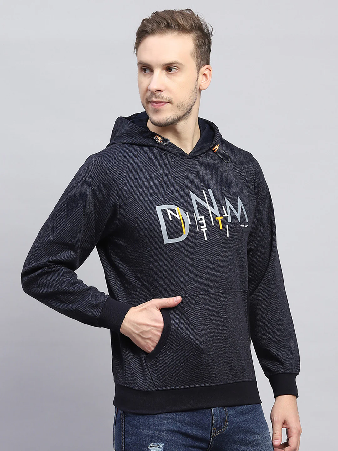 Men Navy Blue Printed Hooded Full Sleeve Winter T-Shirt - Image 4