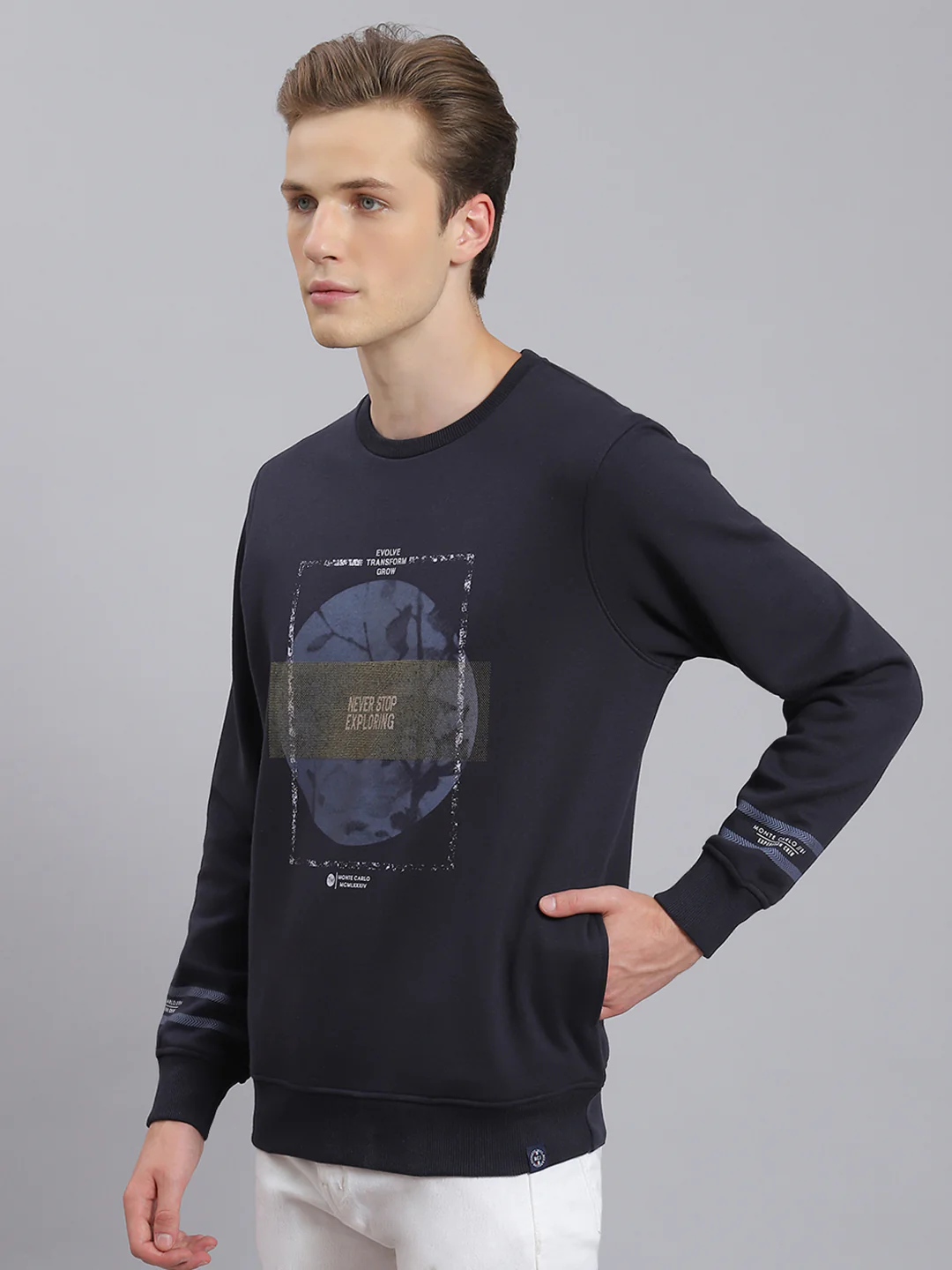 Men Navy Blue Printed Round Neck Full Sleeve Sweatshirt - Image 2