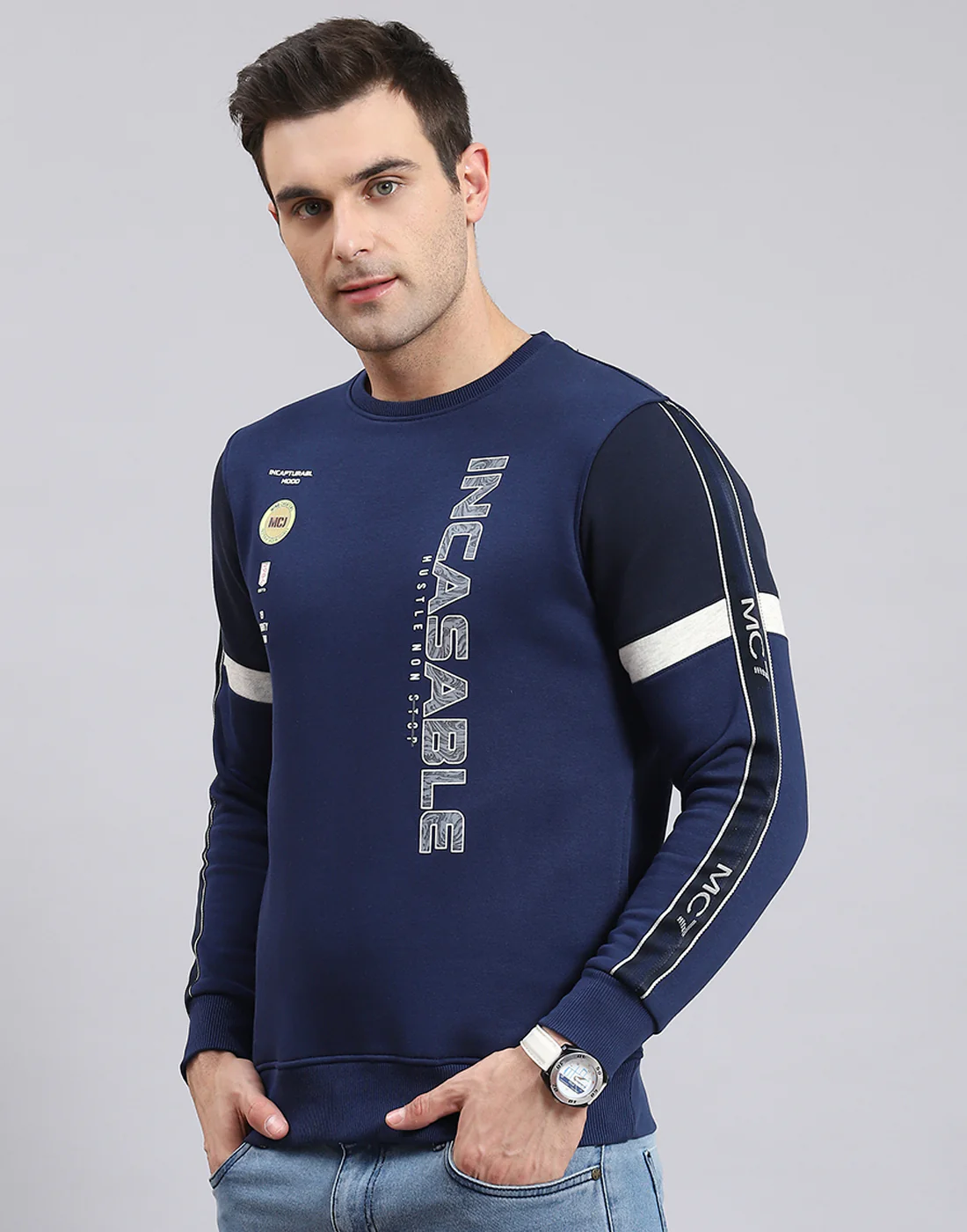 Men Navy Blue Printed Round Neck Full Sleeve Sweatshirt - Image 4