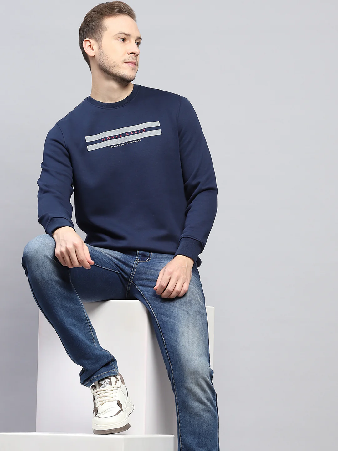 Men Navy Blue Printed Round Neck Full Sleeve Sweatshirt - Image 6