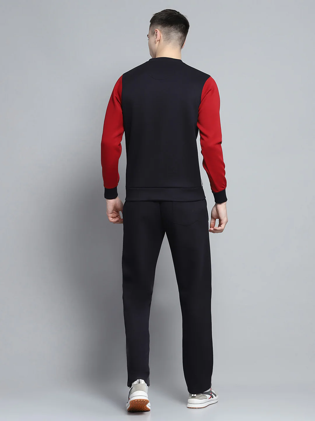 Men Navy Blue Printed Round Neck Full Sleeve Winter Tracksuit - Image 5