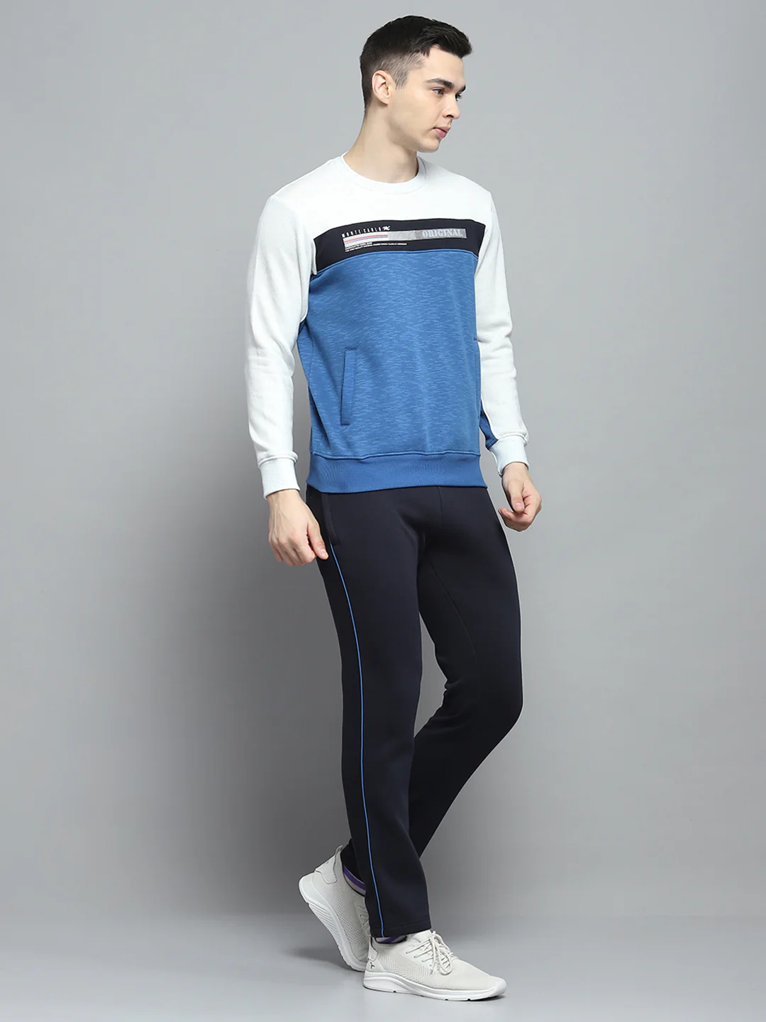 Men Navy Blue Printed Round Neck Full Sleeve Winter Tracksuit - Image 4