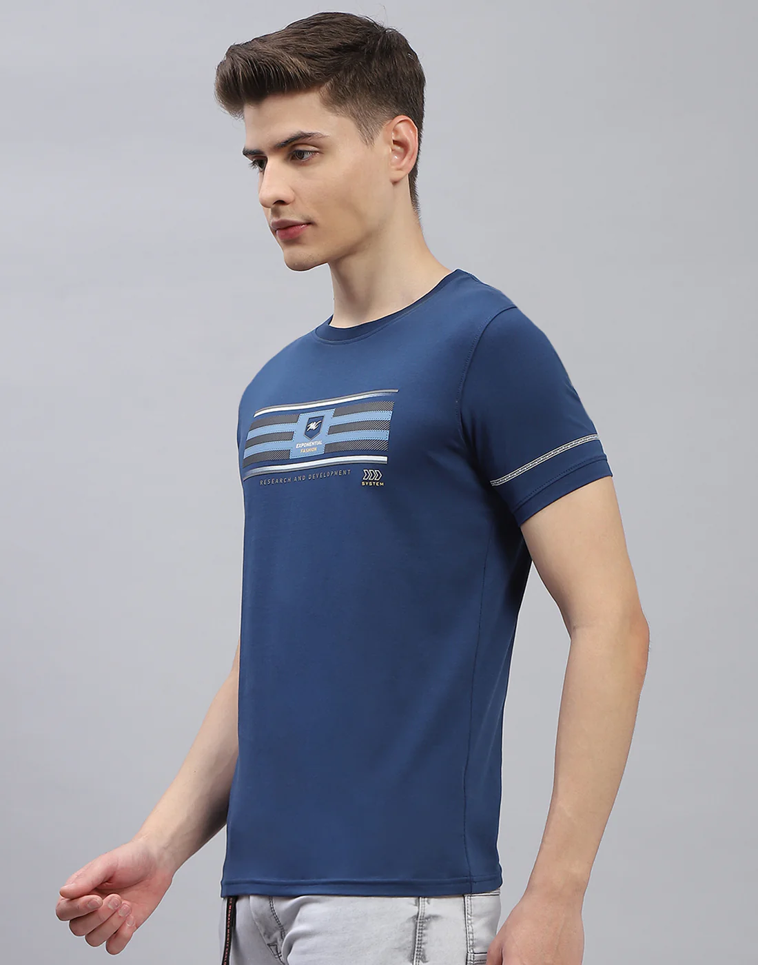 Men Navy Blue Printed Round Neck Half Sleeve T-Shirt - Image 3