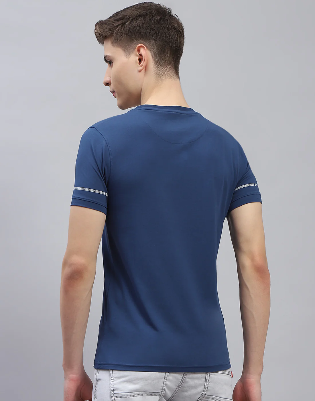 Men Navy Blue Printed Round Neck Half Sleeve T-Shirt - Image 5