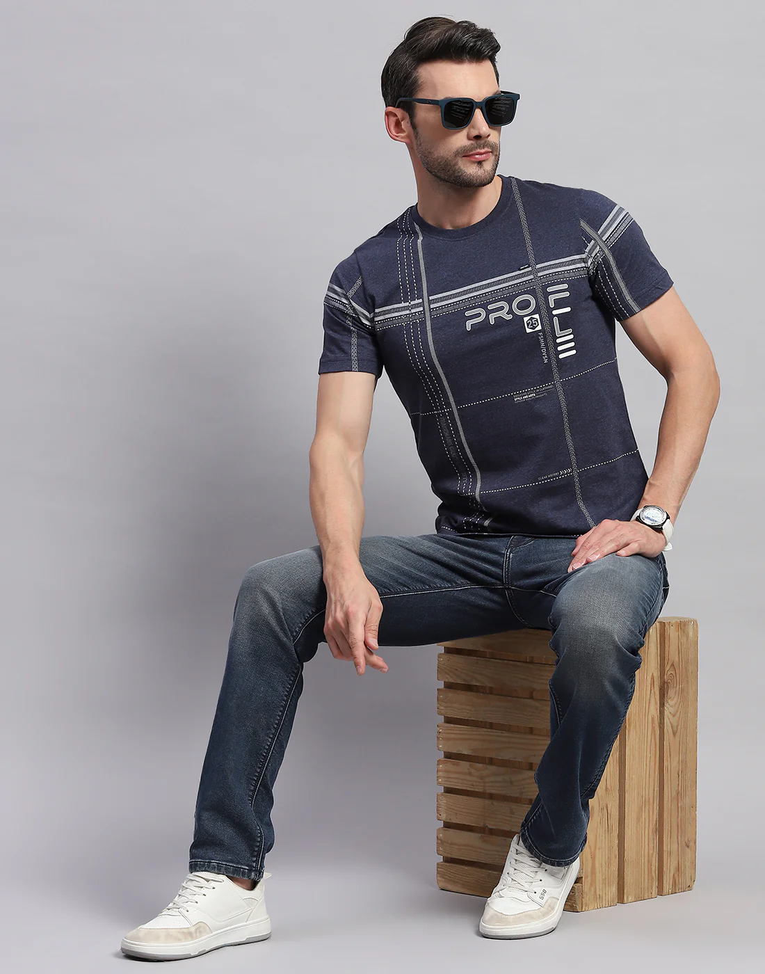 Men Navy Blue Printed Round Neck Half Sleeve T-Shirt - Image 2