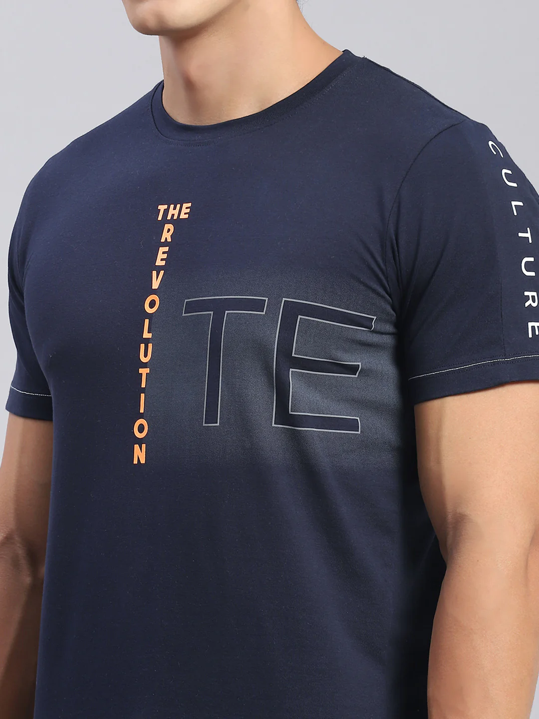 Men Navy Blue Printed Round Neck Half Sleeve T-Shirts - Image 6