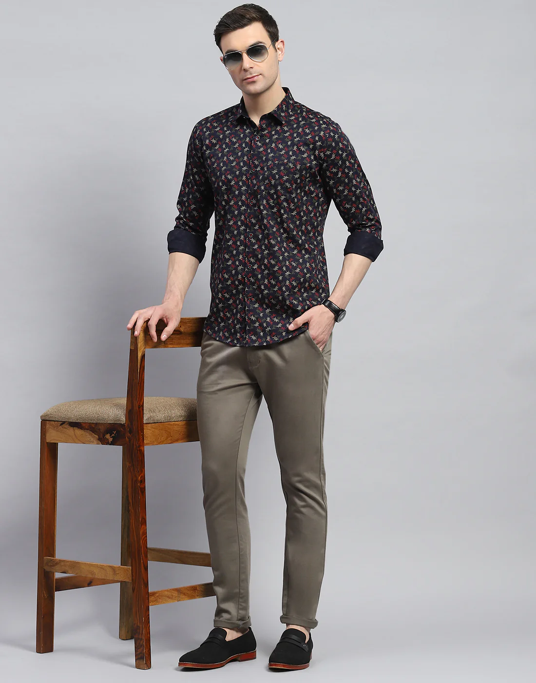 Men Navy Blue Printed Spread Collar Full Sleeve Shirt - Image 2