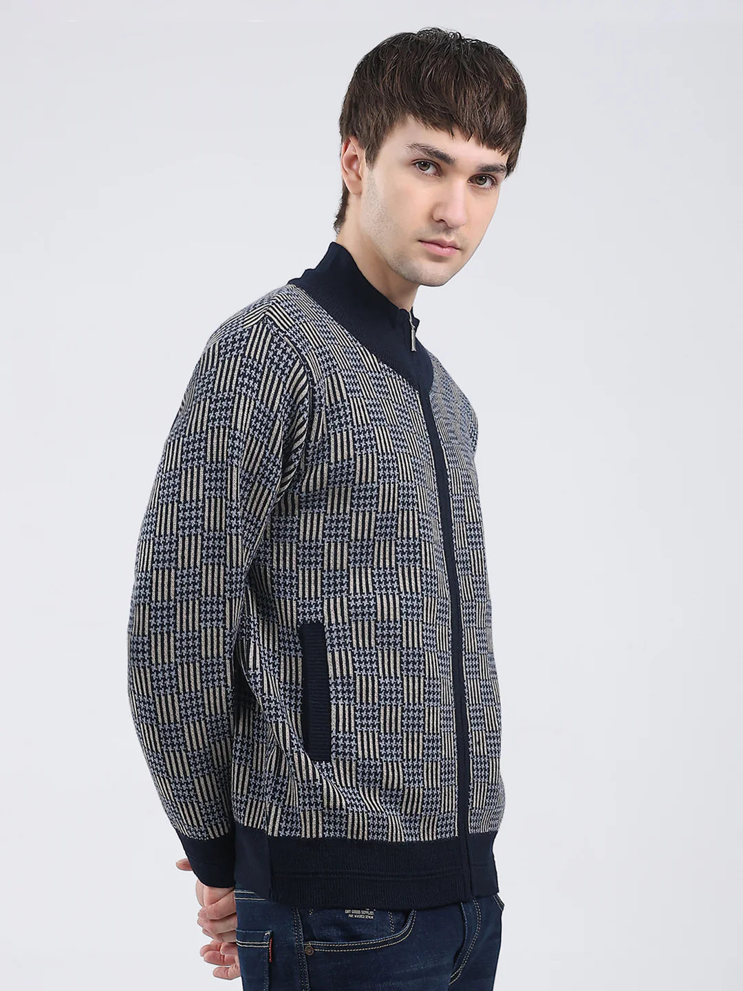 Men Navy Blue Self Design Mock Neck Full Sleeve Pullover - Image 4