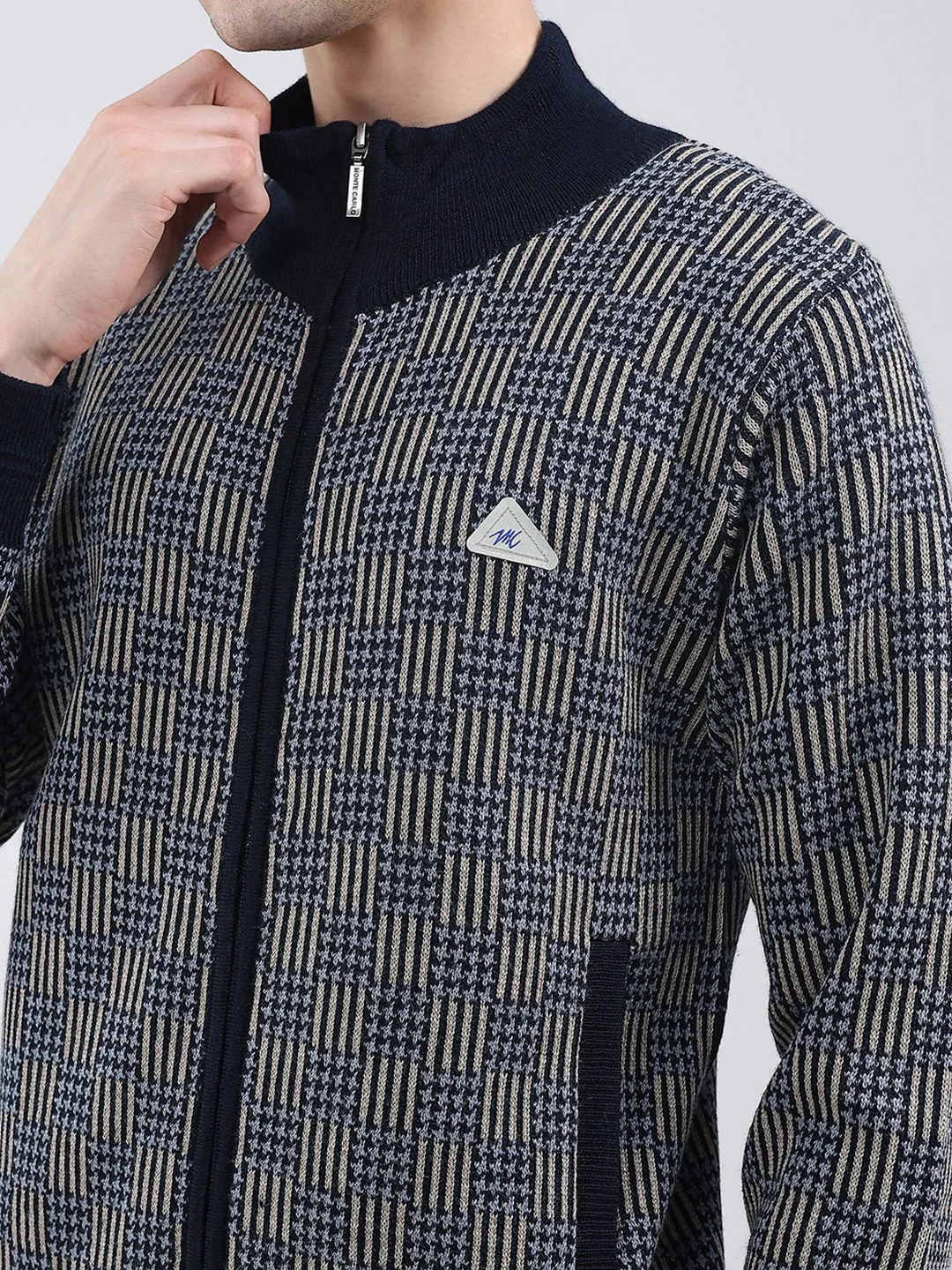 Men Navy Blue Self Design Mock Neck Full Sleeve Pullover - Image 7