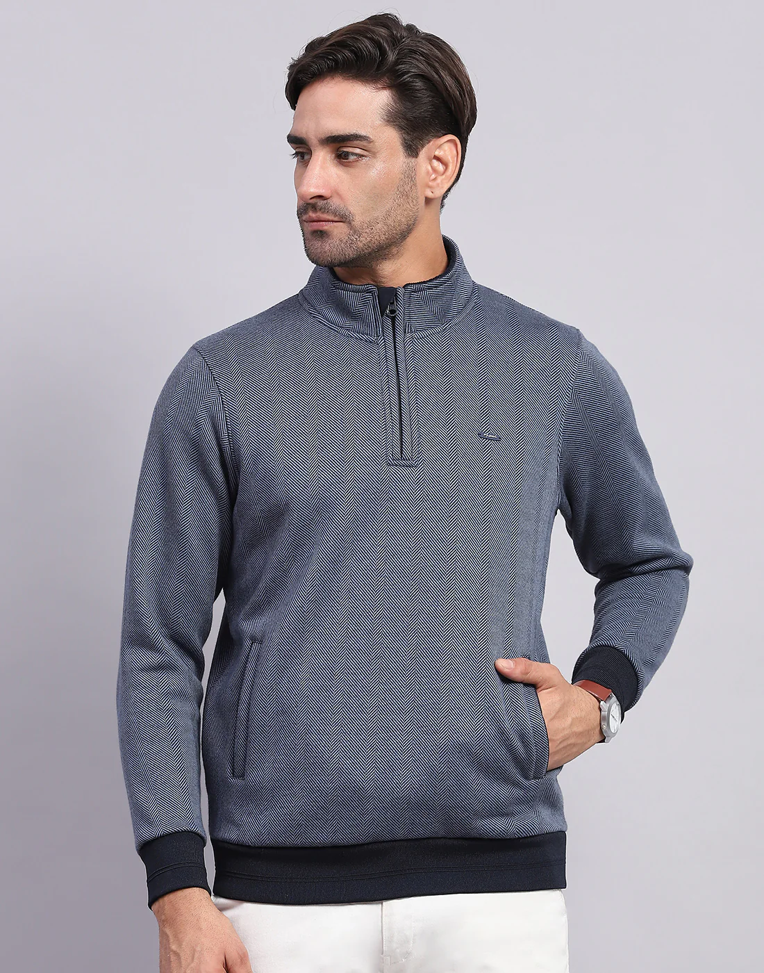 Men Navy Blue Self Design Mock Neck Full Sleeve Sweatshirt - Image 2