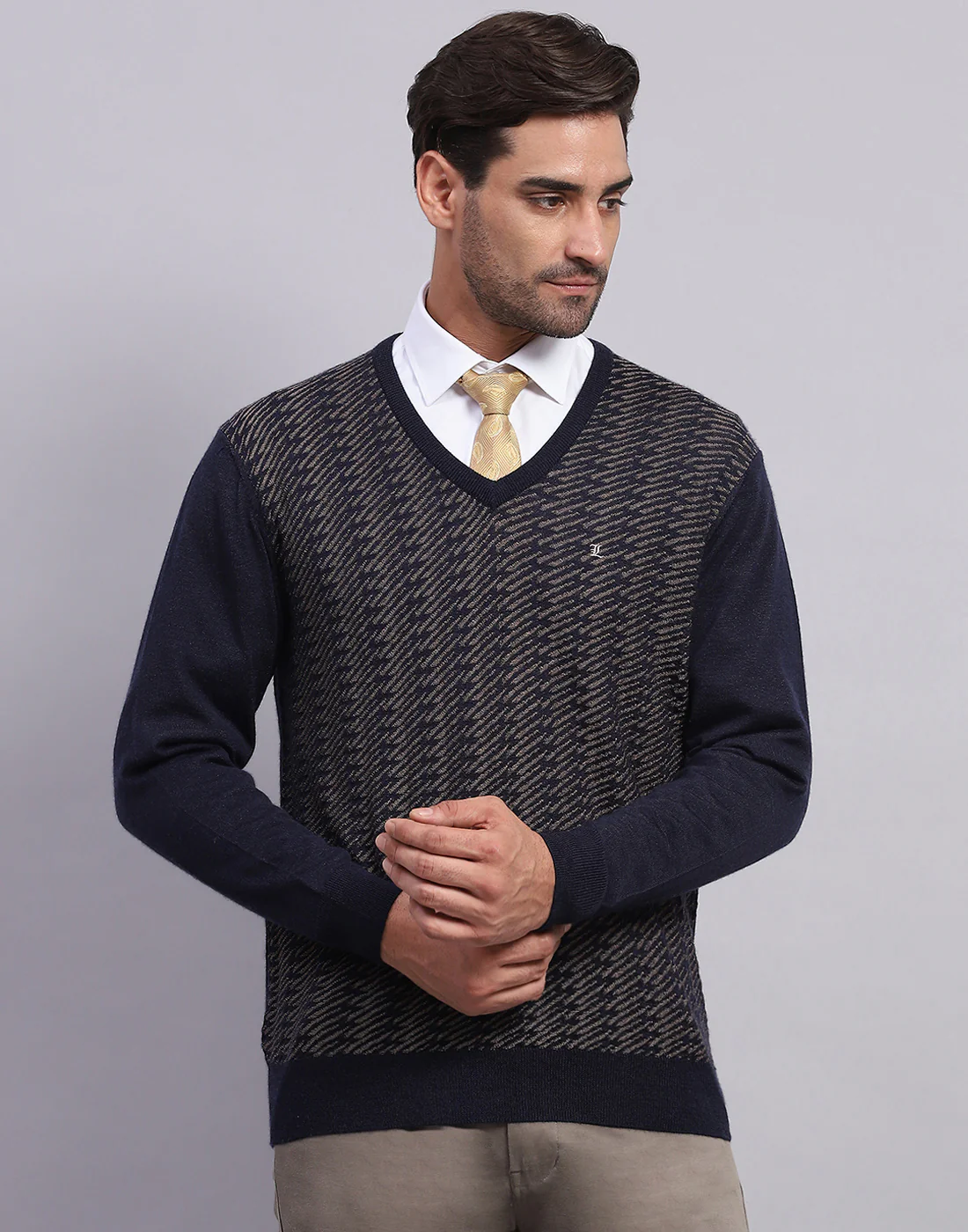 Men Navy Blue Self Design V Neck Full Sleeve Pullover - Image 2
