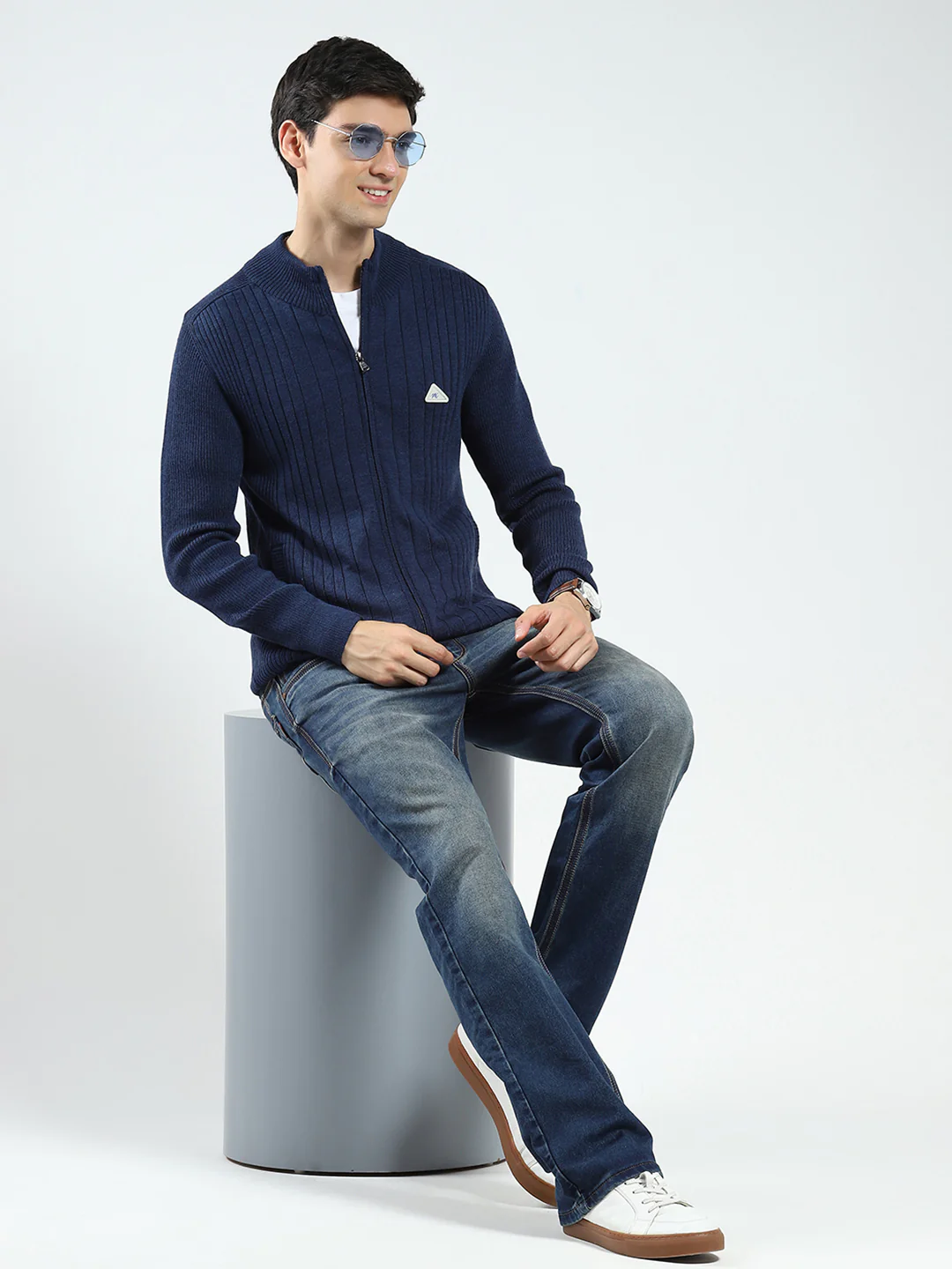 Men Navy Blue Solid Band Neck Full Sleeve Pullover - Image 2