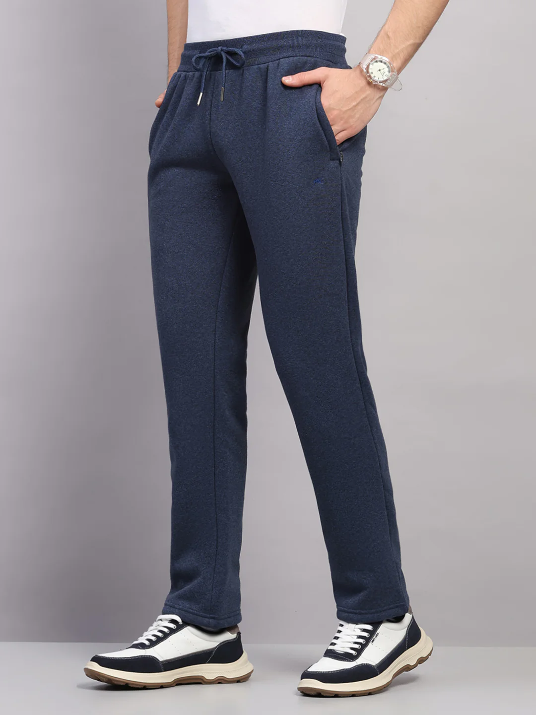 Men Navy Blue Solid Collar Full Sleeve Winter Tracksuit - Image 7