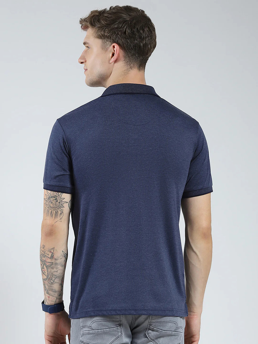Men Navy Blue Solid Collar Half Sleeve T-Shirt - Image 5