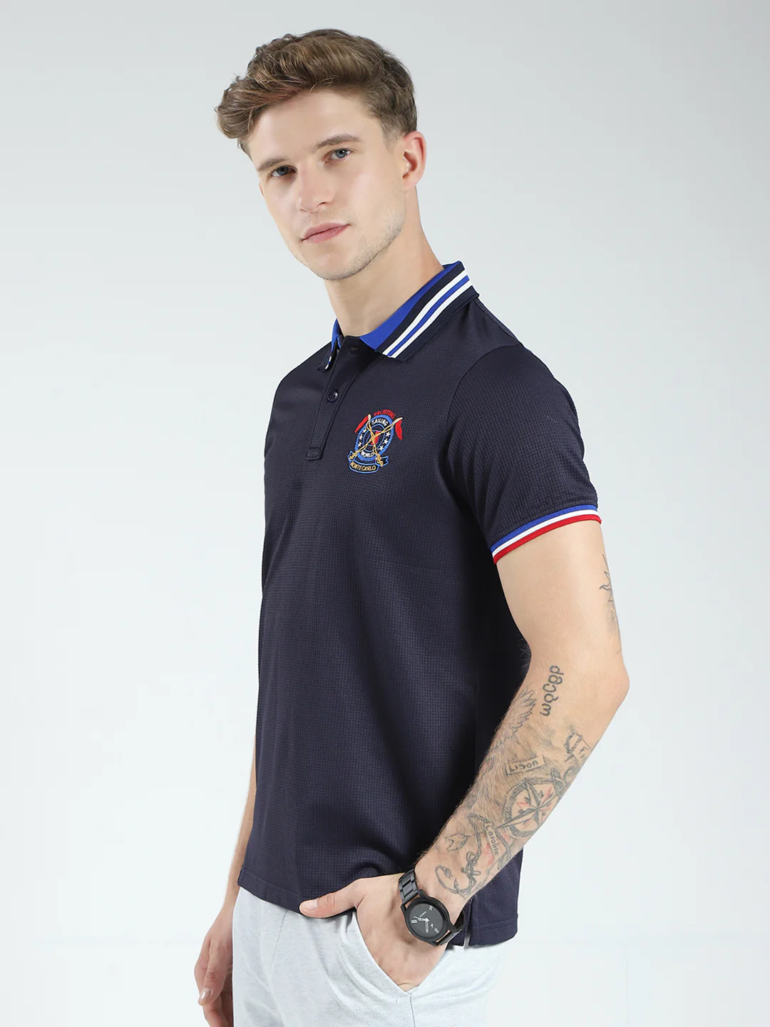 Men Navy Blue Solid Collar Half Sleeve T-Shirt - Image 3