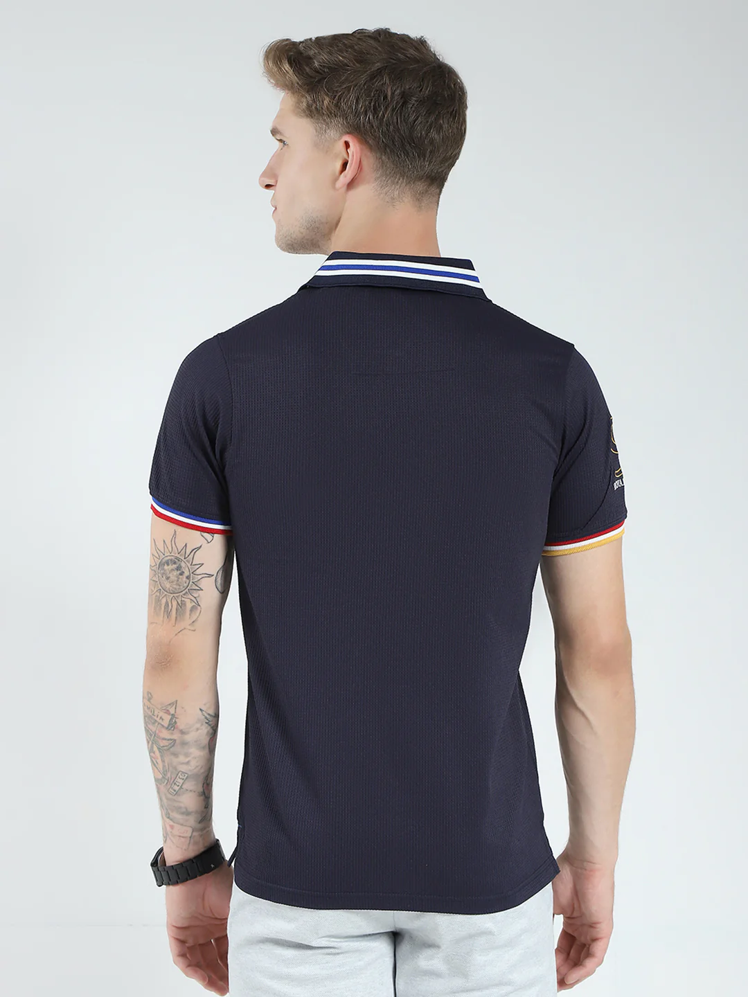 Men Navy Blue Solid Collar Half Sleeve T-Shirt - Image 5