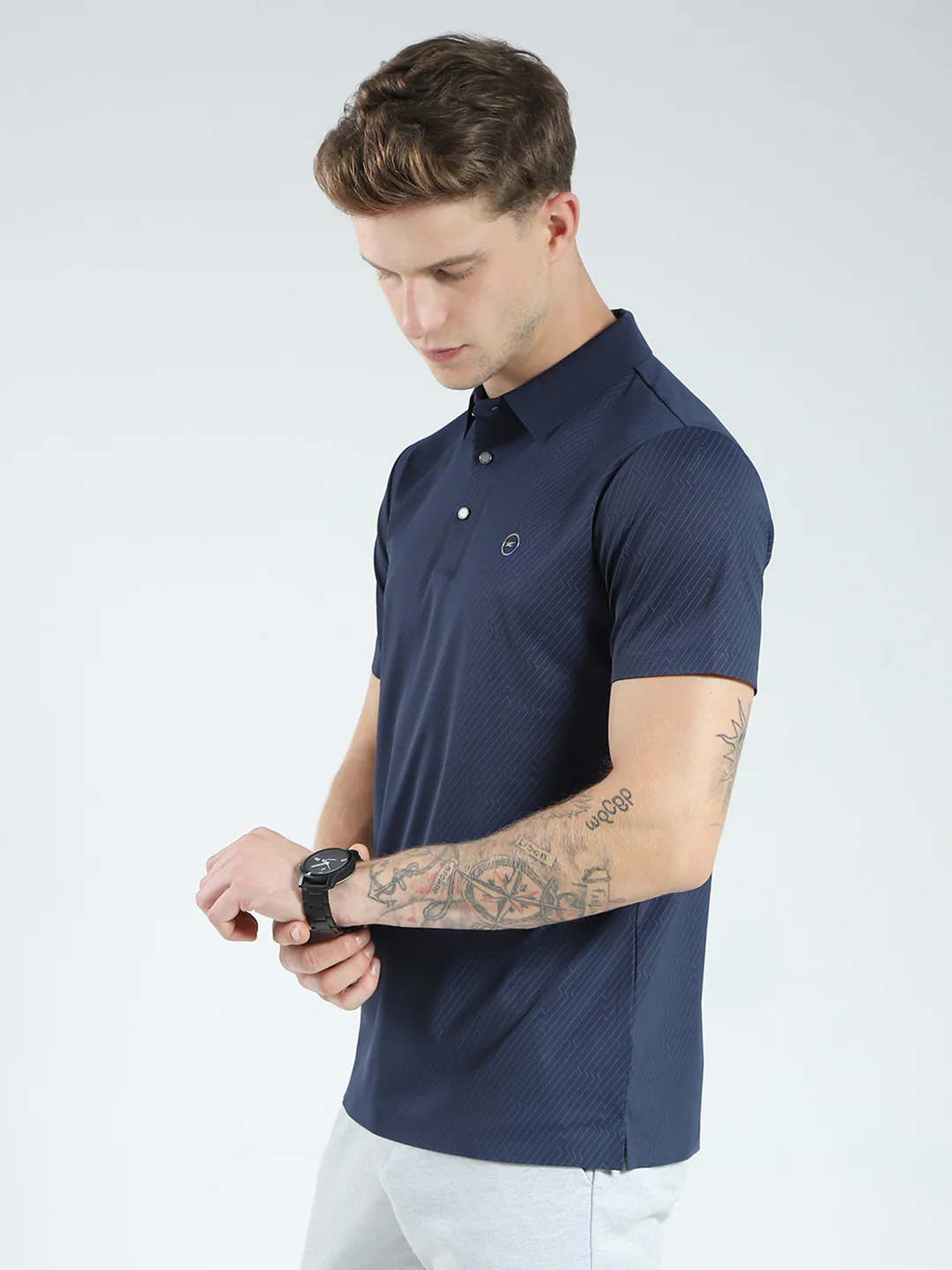 Men Navy Blue Solid Collar Half Sleeve T-Shirt - Image 3