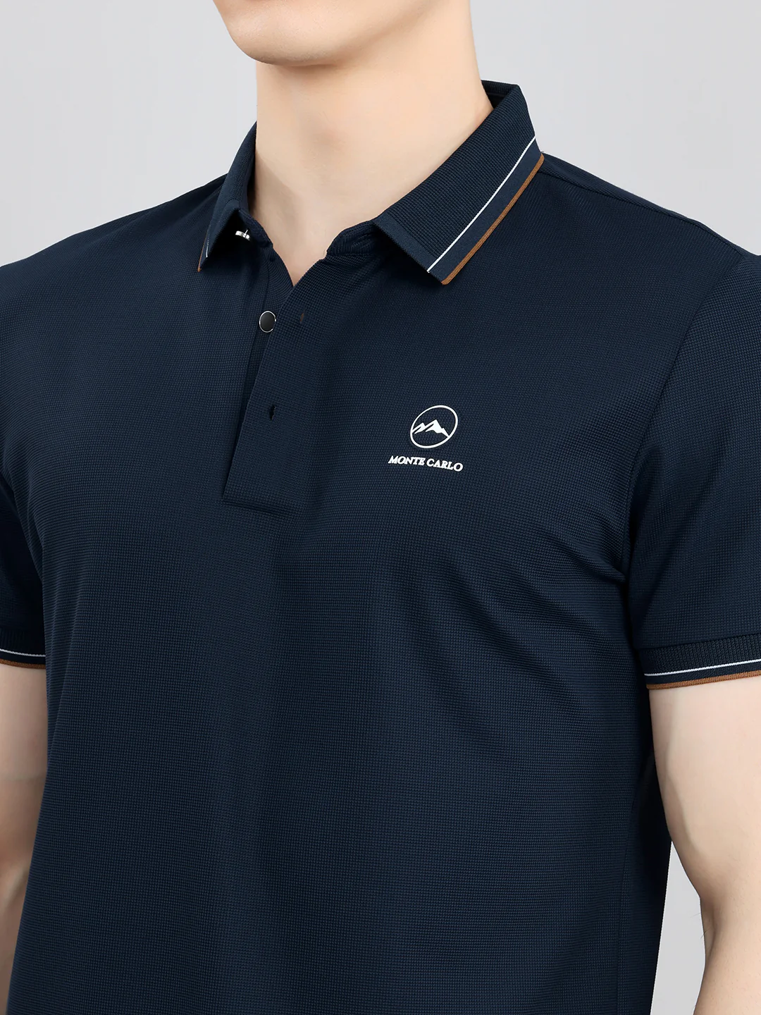 Men Navy Blue Solid Collar Half Sleeve T-Shirt - Image 5