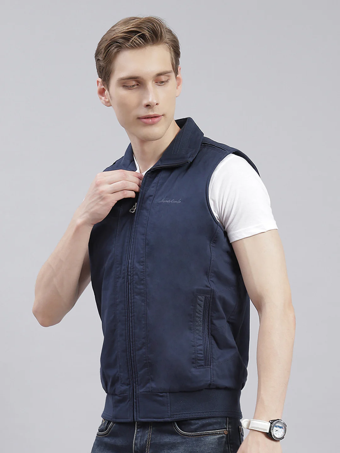 Men Navy Blue Solid Collar Sleeveless Jackets - Image 3