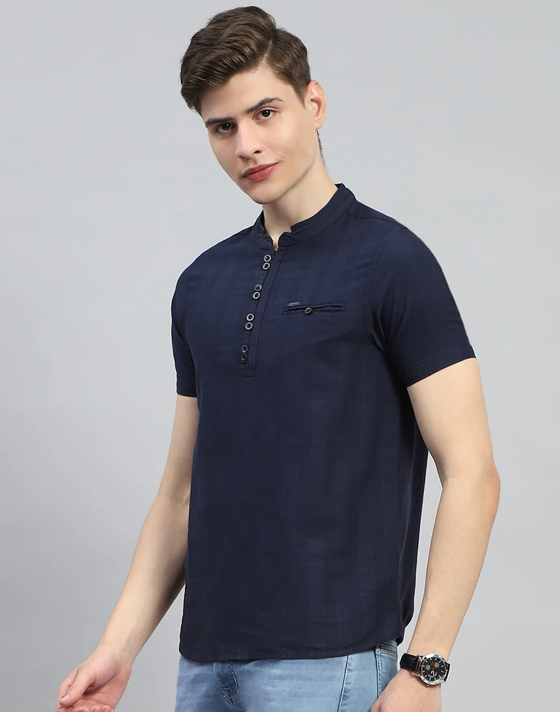 Men Navy Blue Solid F Neck Half Sleeve Kurta - Image 3