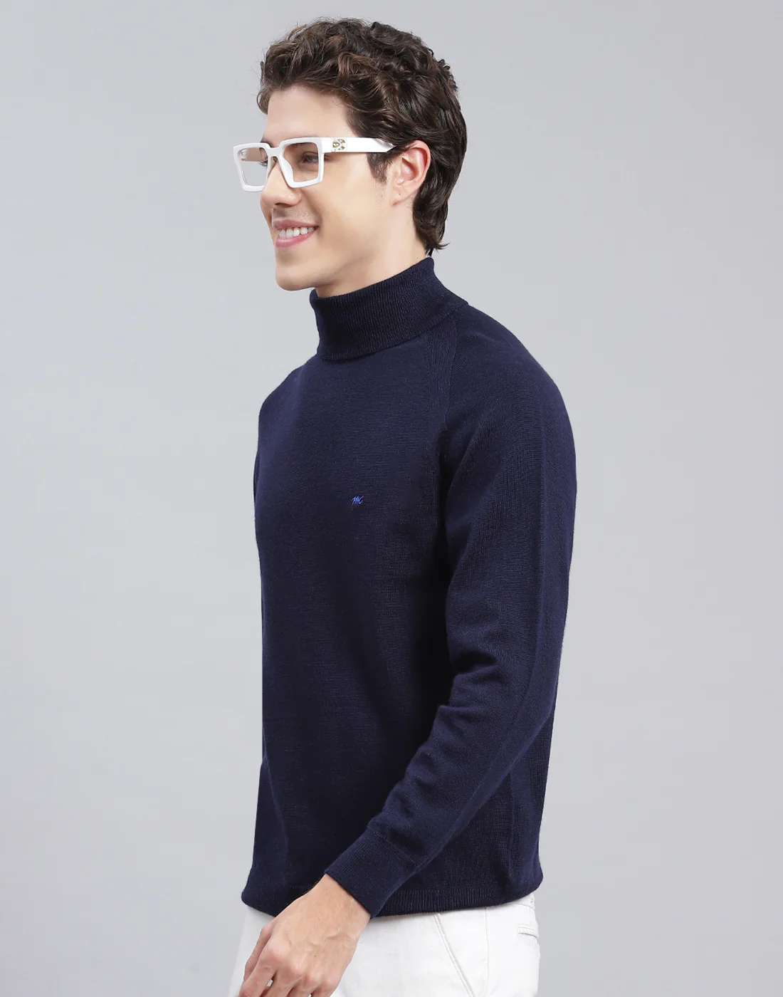 Men Navy Blue Solid High Neck Full Sleeve Pullover - Image 3