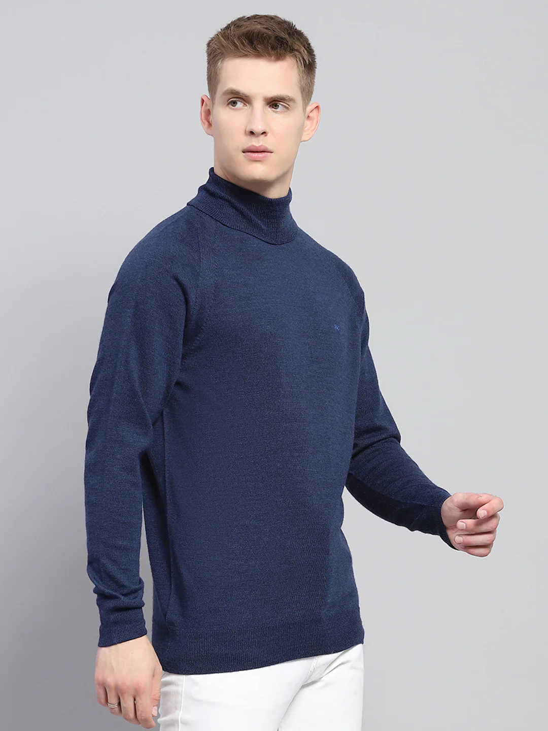 Men Navy Blue Solid High Neck Full Sleeve Pullover - Image 4