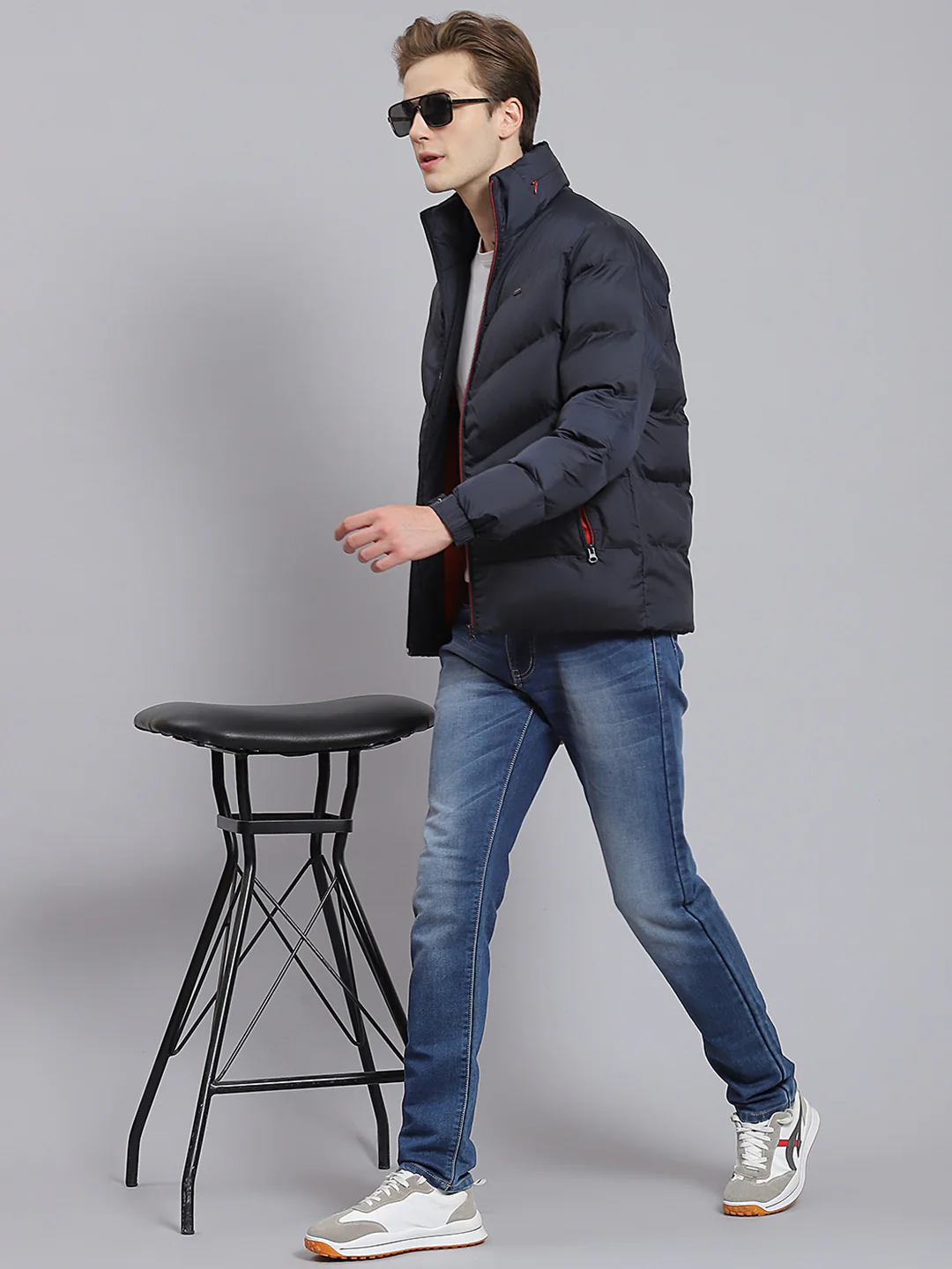 Men Navy Blue Solid Hooded Full Sleeve Jacket - Image 2