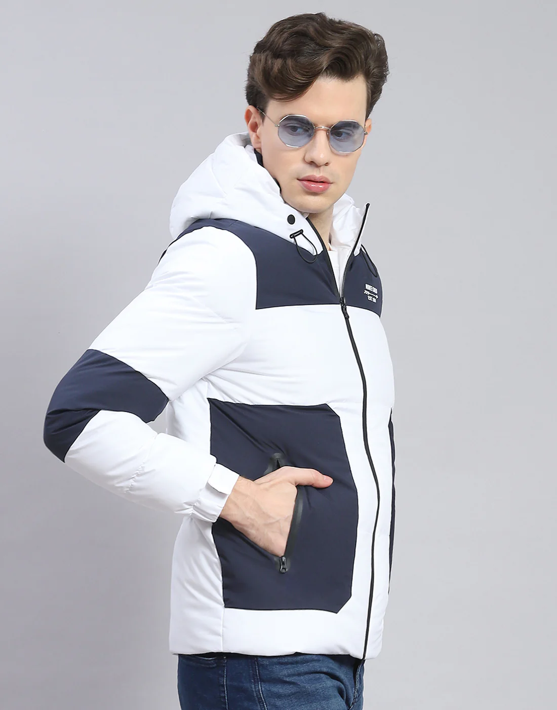 Men Navy Blue Solid Hooded Full Sleeve Jacket - Image 4
