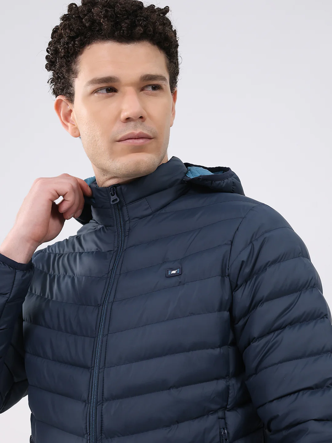 Men Navy Blue Solid Hooded Full Sleeve Puffer Jacket - Image 8