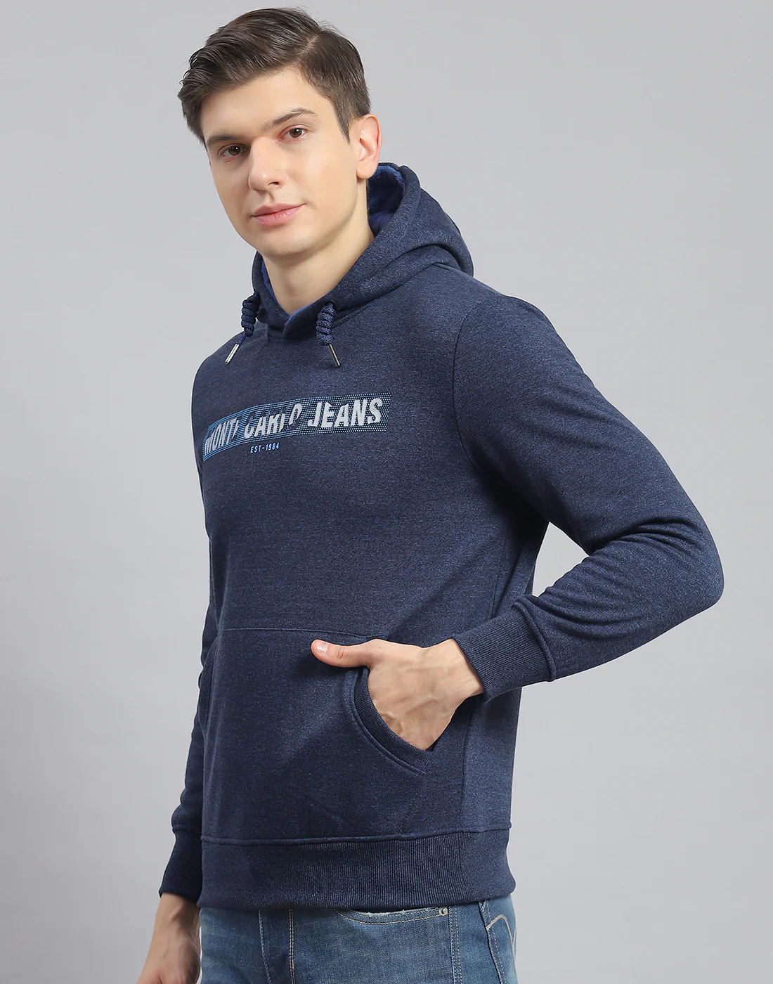 Men Navy Blue Solid Hooded Full Sleeve Sweatshirt - Image 3