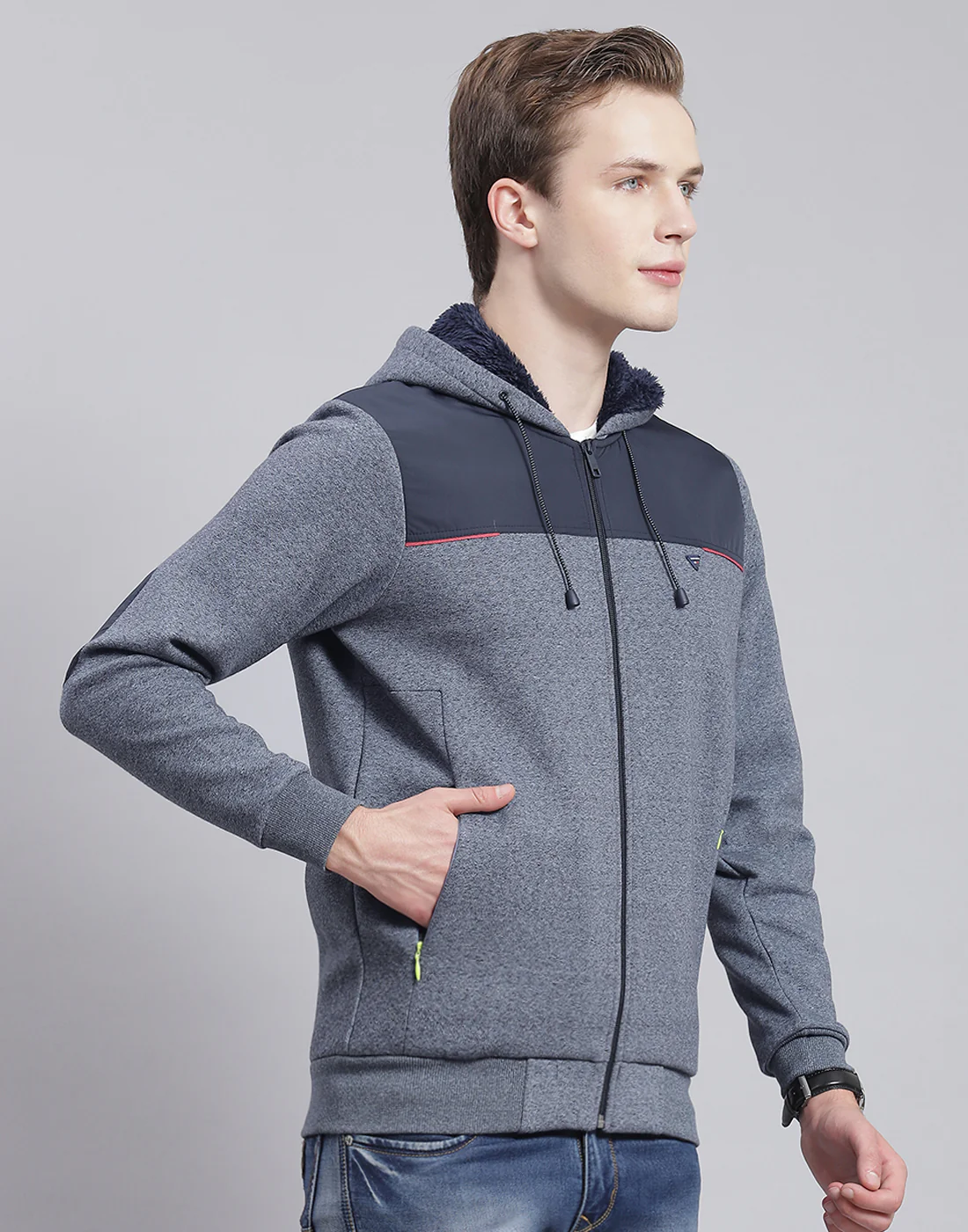 Men Navy Blue Solid Hooded Full Sleeve Sweatshirt - Image 4