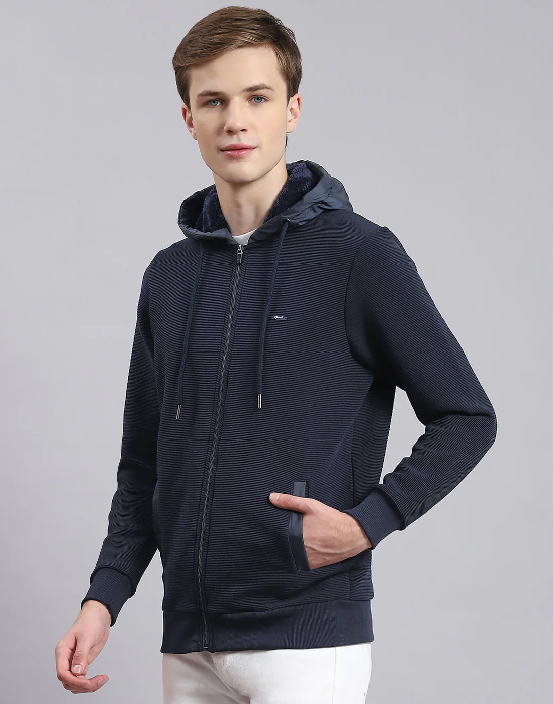 Men Navy Blue Solid Hooded Full Sleeve Sweatshirt - Image 3