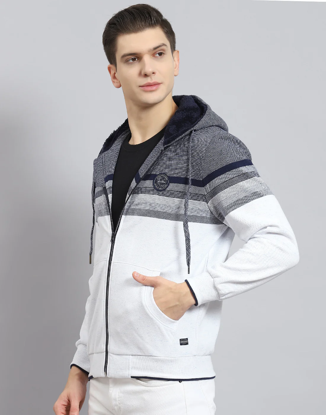 Men Navy Blue Solid Hooded Full Sleeve Sweatshirt - Image 4