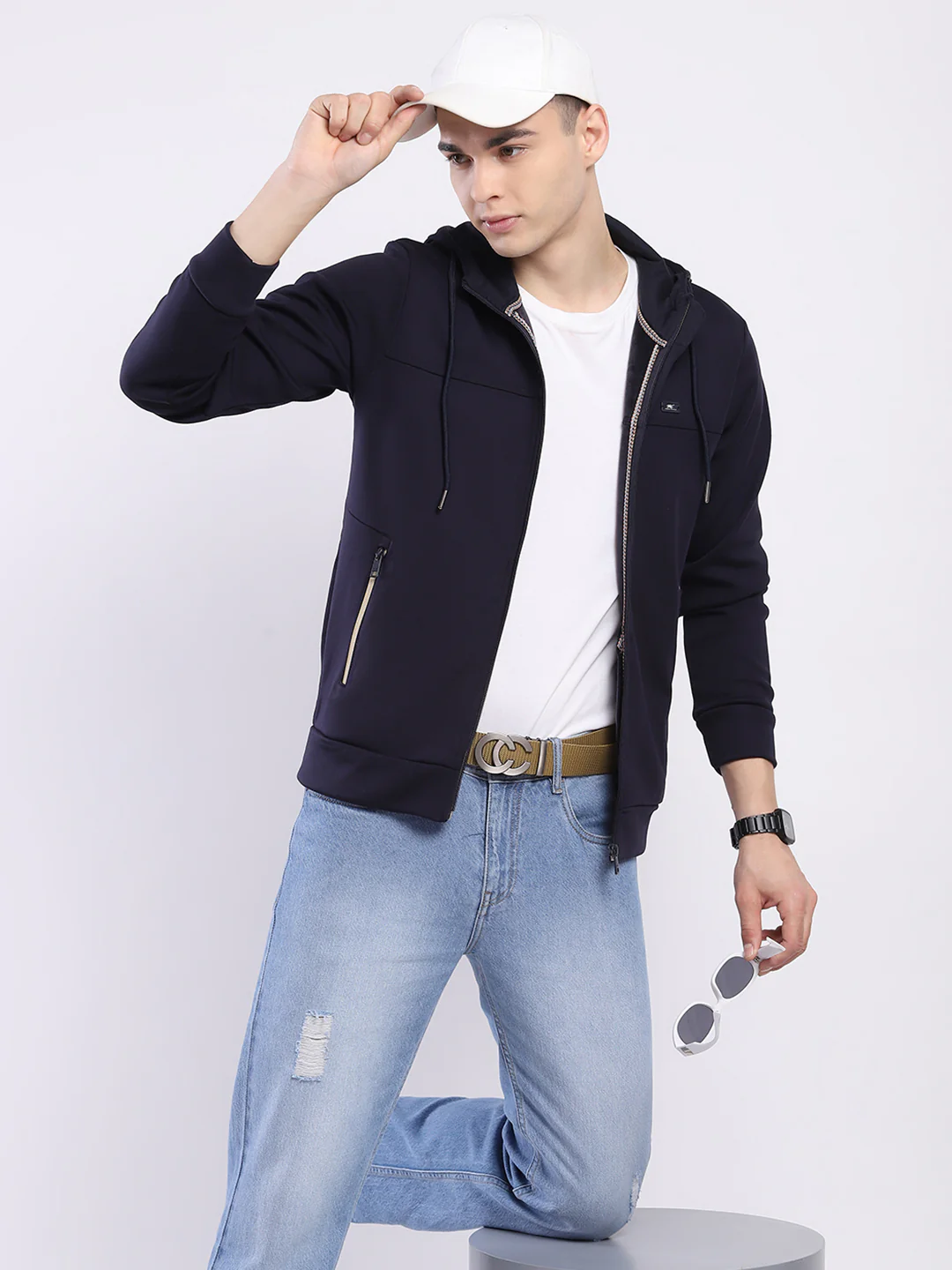 Men Navy Blue Solid Hooded Full Sleeve Sweatshirt - Image 6