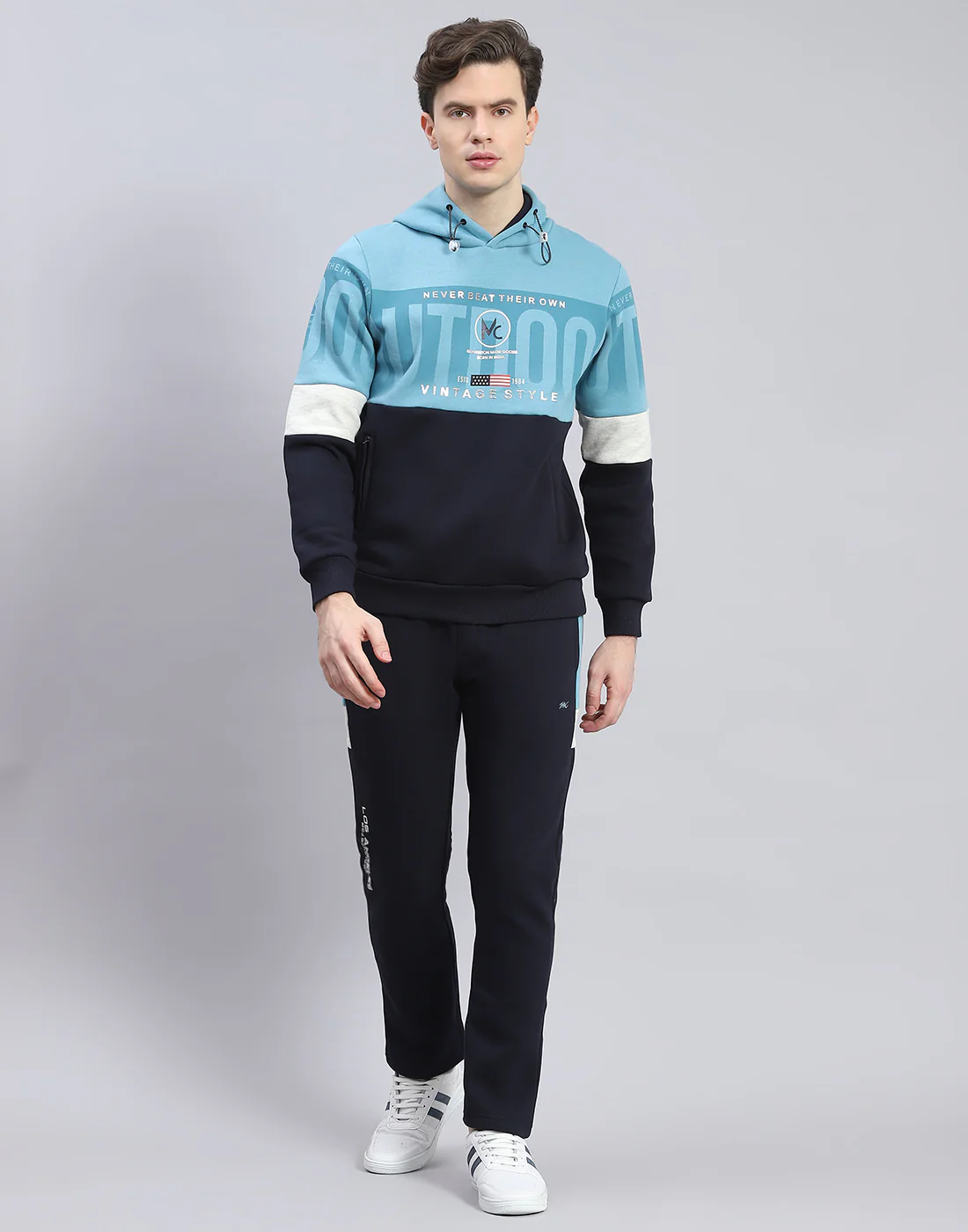 Men Navy Blue Solid Hooded Full Sleeve Tracksuit - Image 2
