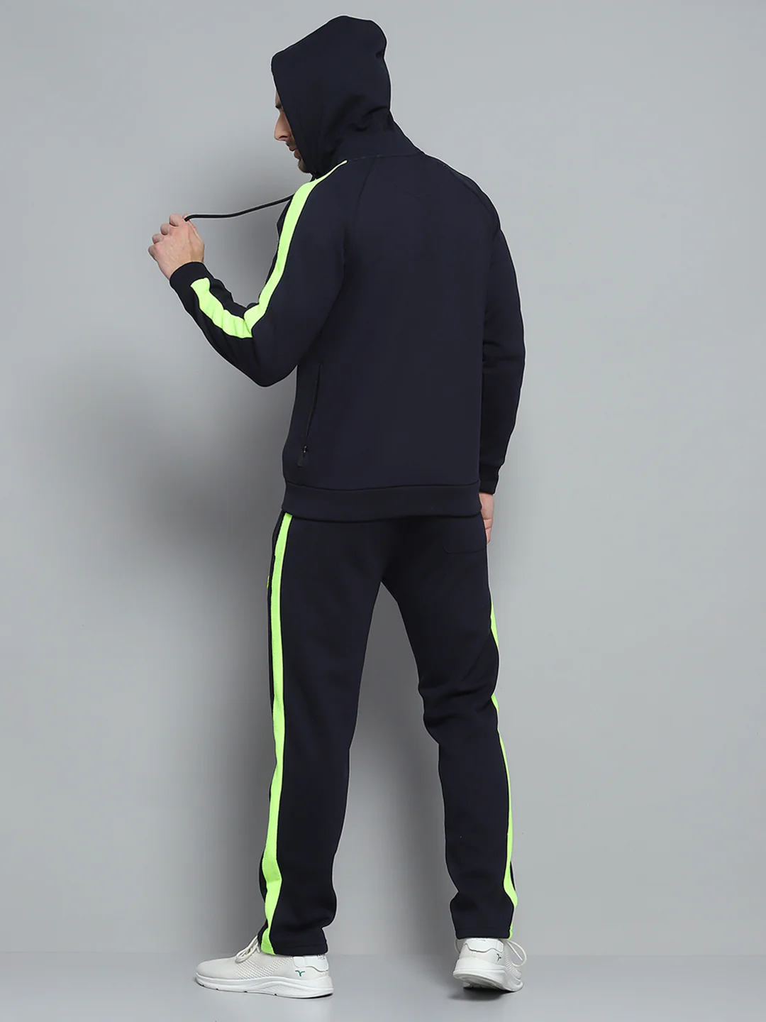 Rock.it Men Navy Blue Solid Hooded Full Sleeve Winter Tracksuit - Image 5