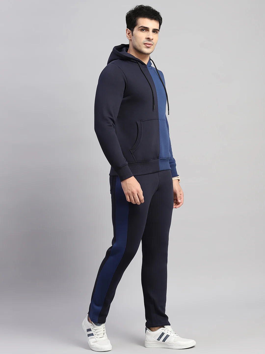 Rock.it Men Navy Blue Solid Hooded Full Sleeve Winter Tracksuit - Image 4