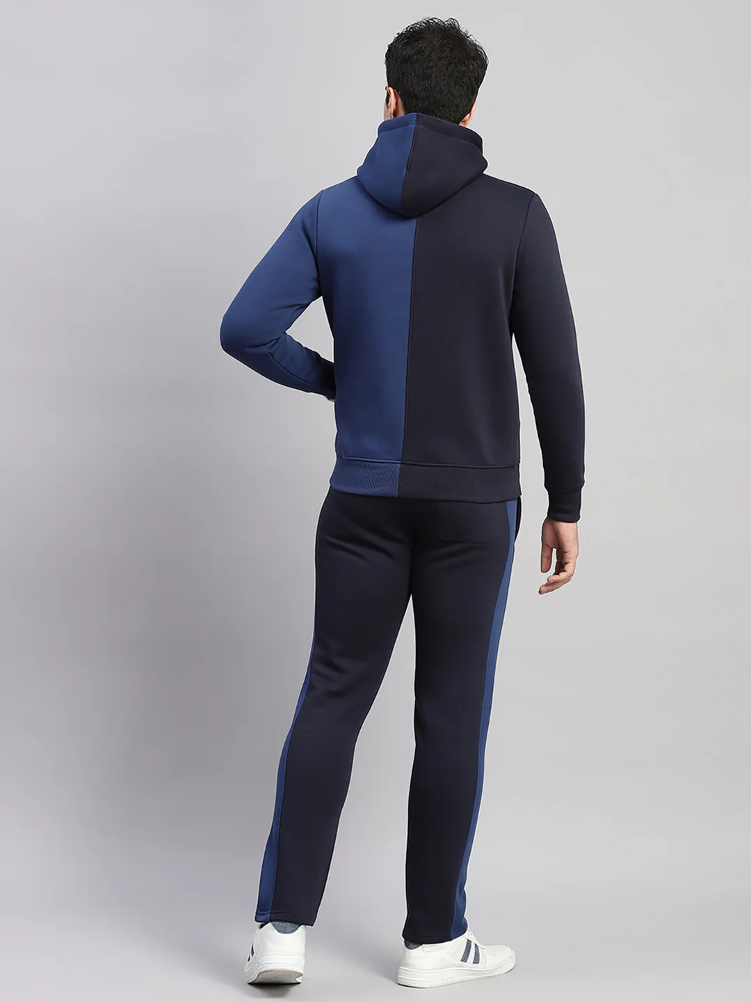Rock.it Men Navy Blue Solid Hooded Full Sleeve Winter Tracksuit - Image 5
