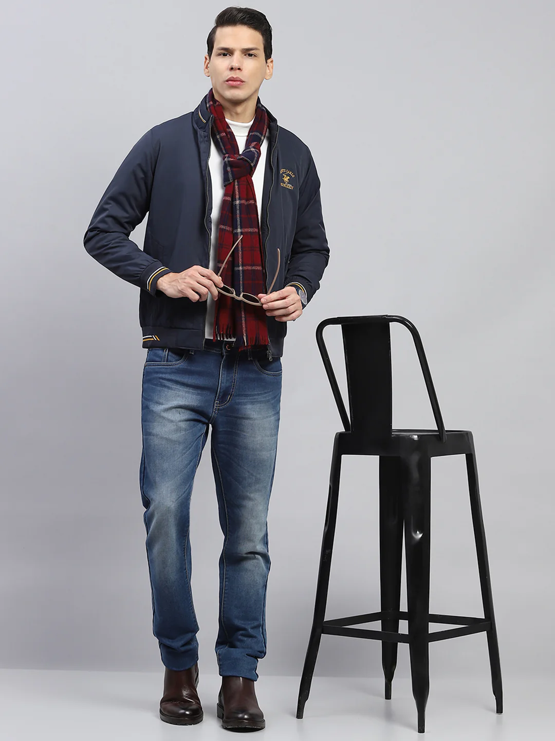 Men Navy Blue Solid Mock Neck Full Sleeve Jacket - Image 2