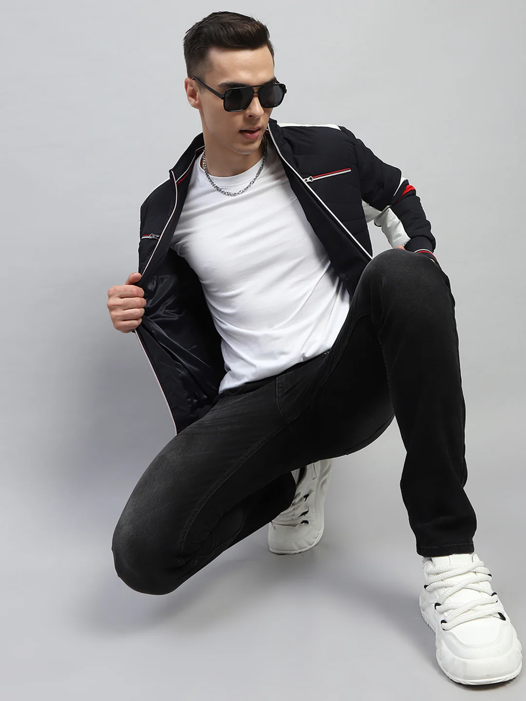 Men Navy Blue Solid Mock Neck Full Sleeve Jacket - Image 2