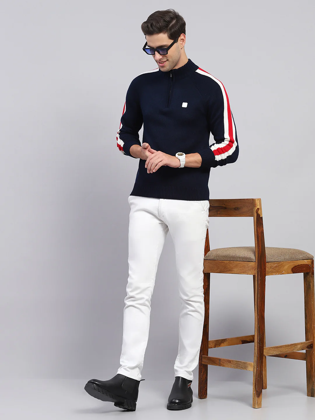 Rock.it Men Navy Blue Solid Mock Neck Full Sleeve Pullover - Image 2
