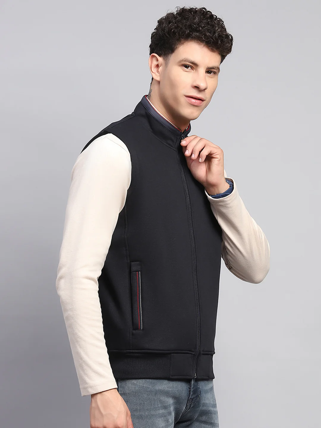 Men Navy Blue Solid Mock Neck Sleeveless Sweatshirt - Image 3