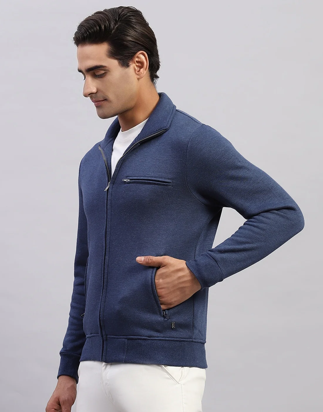 Men Navy Blue Solid Mock Neck Full Sleeve Sweatshirt - Image 3